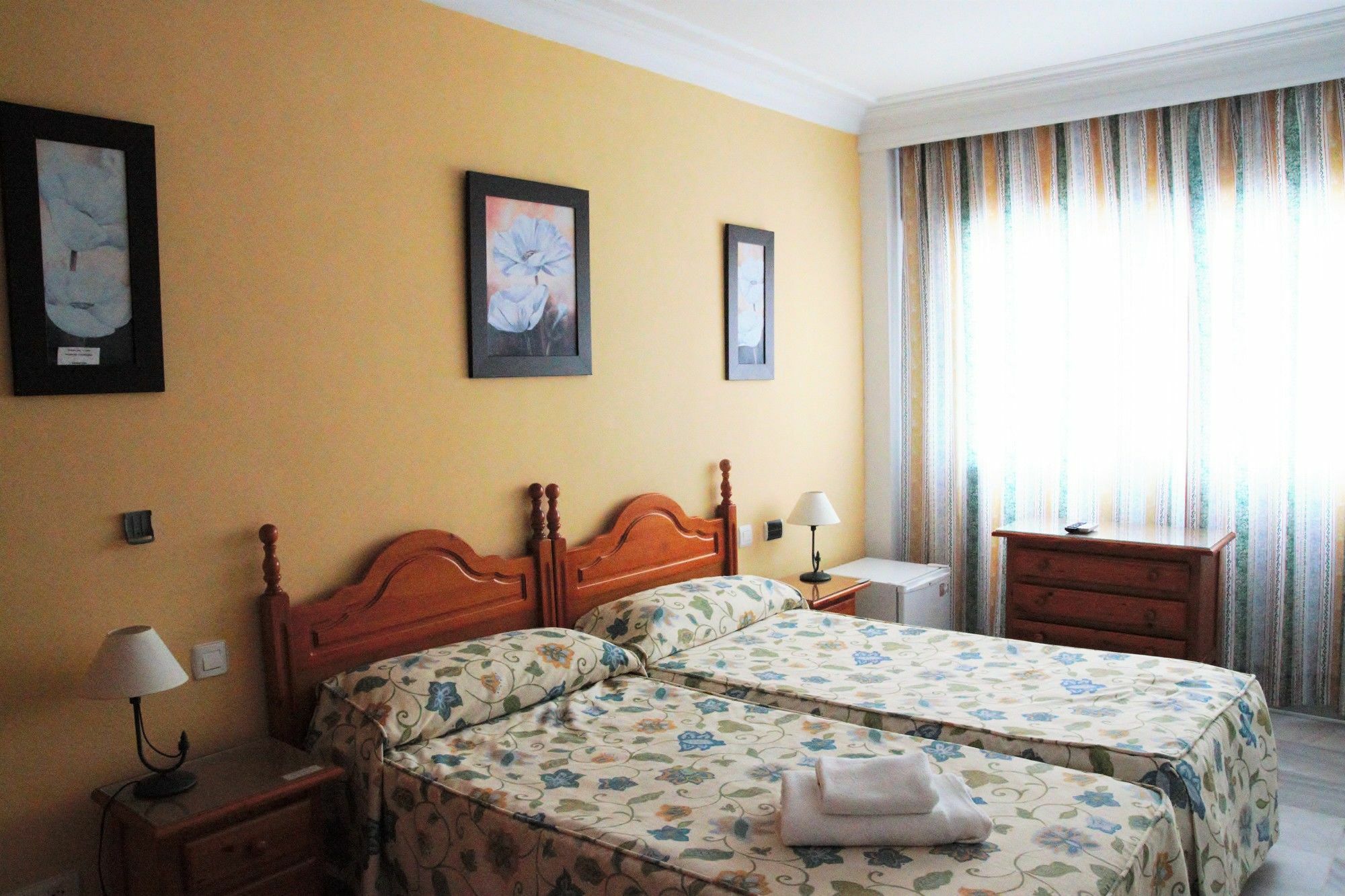 Hostal Ana - Adults Recommended Nerja Εξωτερικό φωτογραφία